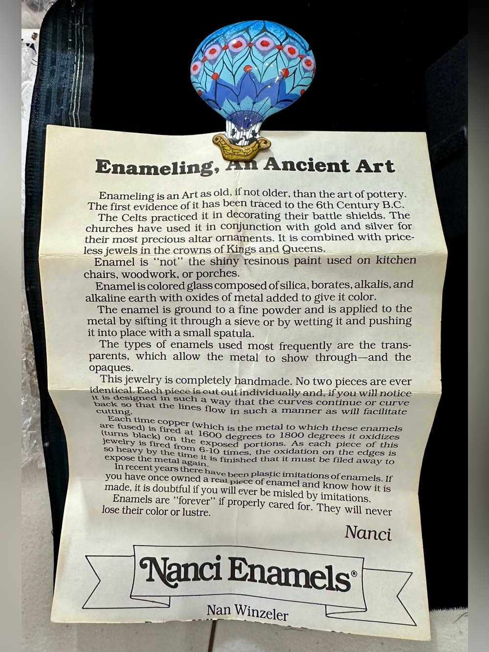 Nanci Enamels Hand-Painted Blue & Teal Hot Air Balloon Pin 1990’s Signed - Picture 3 of 7